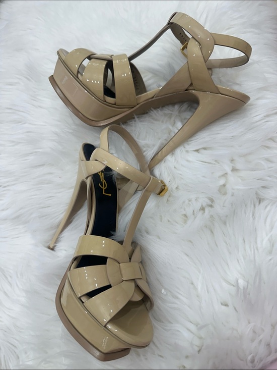 Yves Saint Laurent Shoes - Yves Saint Laurent Beige Patent Leather Platform Heels